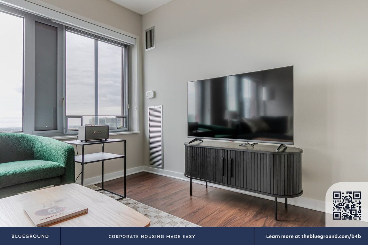 121 W Chestnut St #1292 - Photo 6 of 37