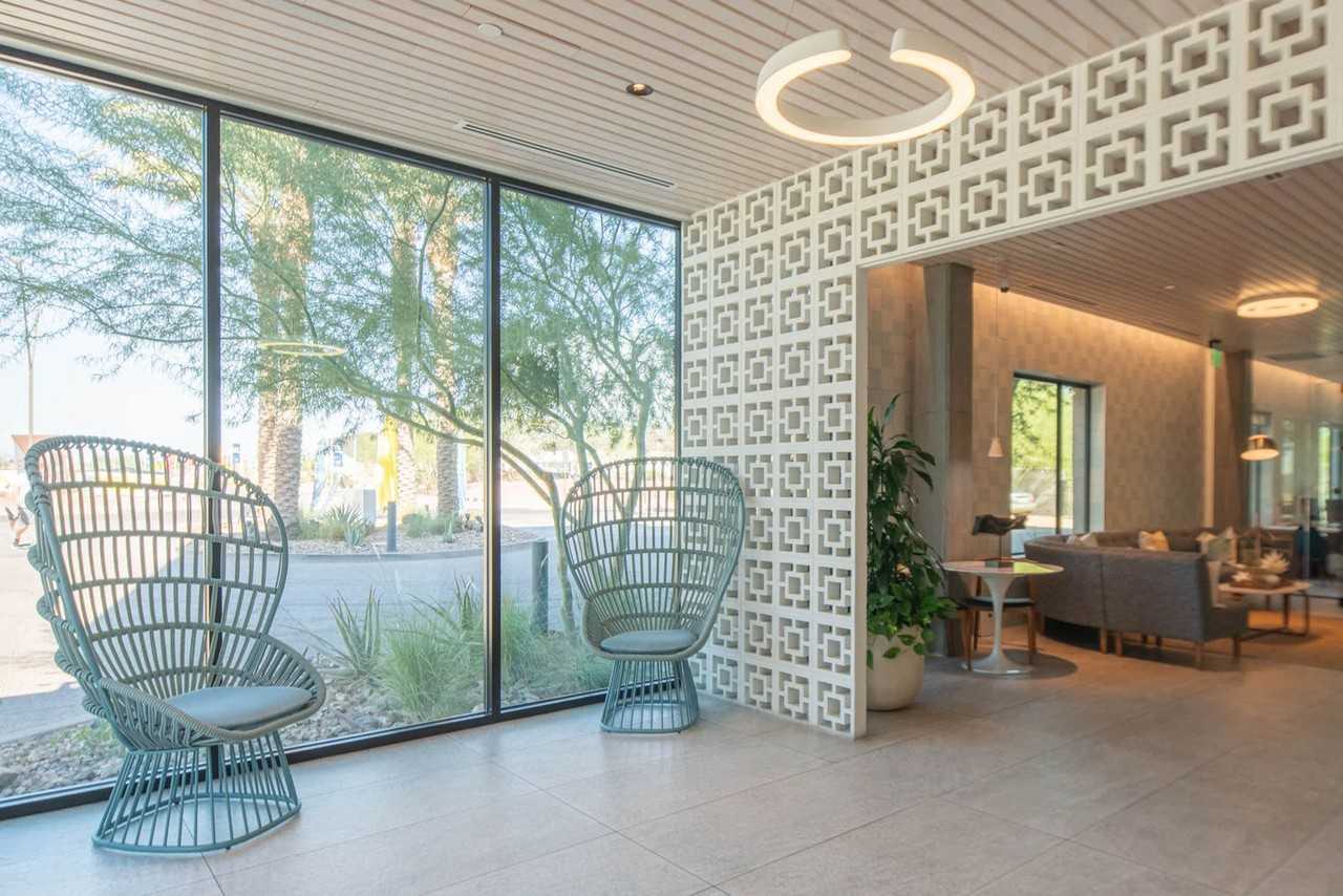 688 W 1st St #1263088P - Photo 7 of 35