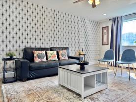 215 Piedmont Ave Ne - Photo 1 of 1