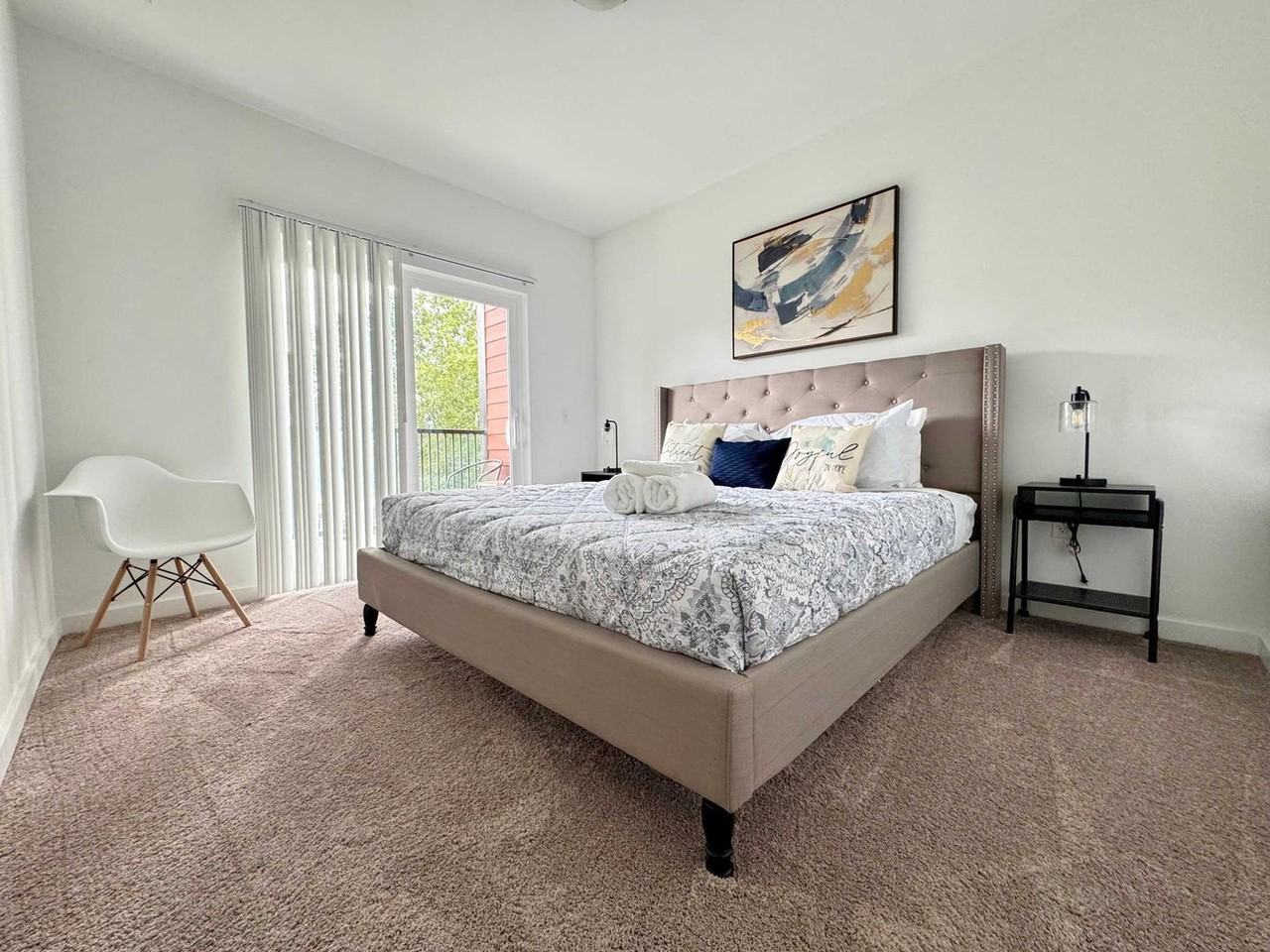 525 Parkway Dr Ne #1299418P - Photo 4 of 16