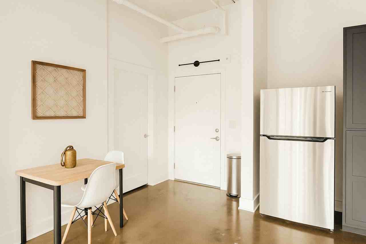 215 N Santa Fe St #1302543P - Photo 5 of 19