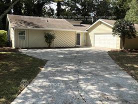 3300 Chastain Xing - Photo 1 of 1