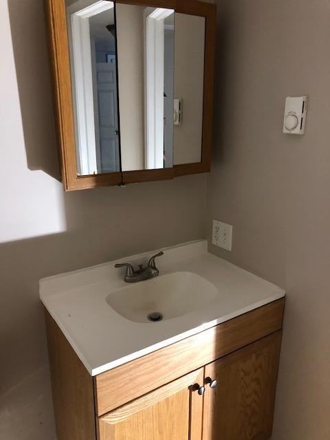 416 Rugby Rd Apt A - Photo 2 of 14