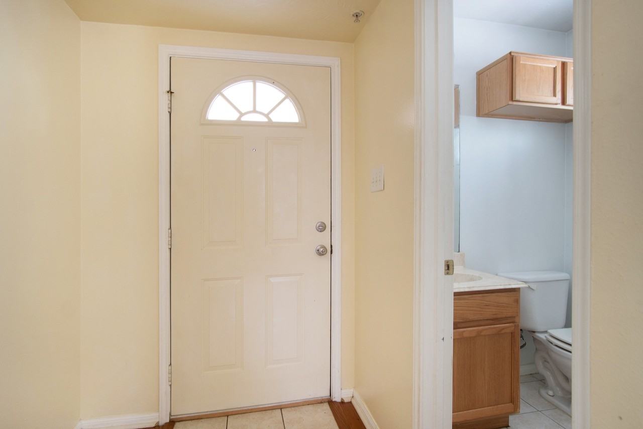 1239 Lovett Street #1239 - Photo 3 of 26