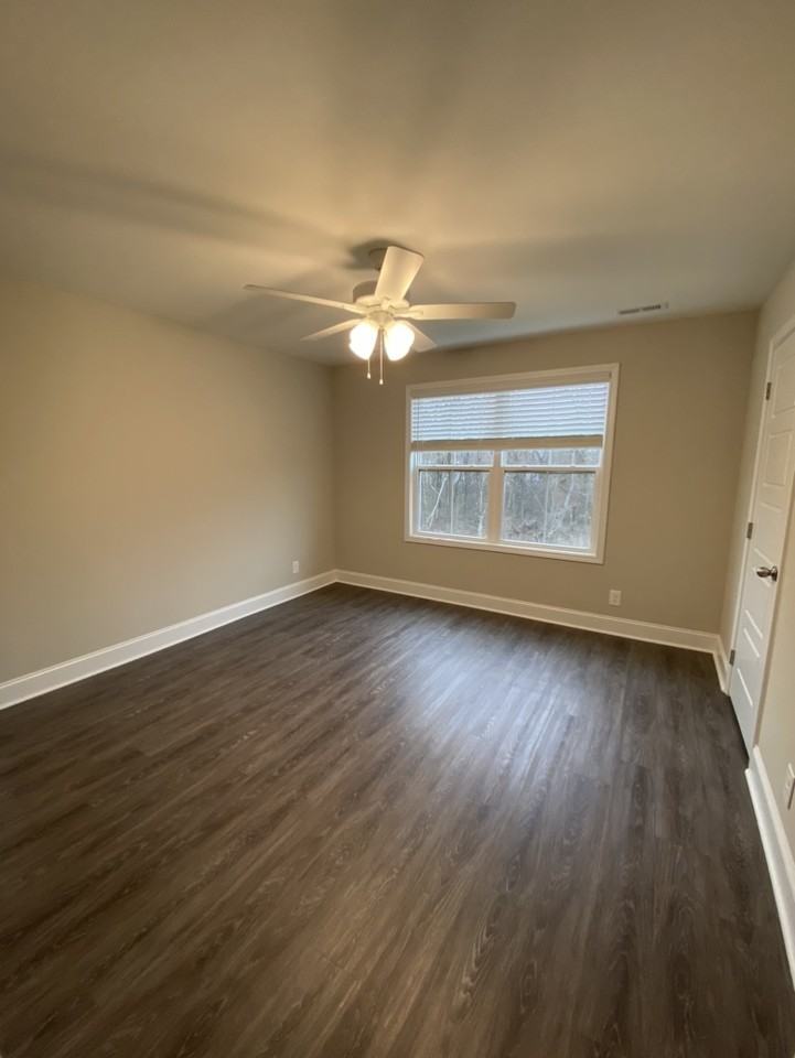 1023 Glenkirk Dr #D - Photo 5 of 20