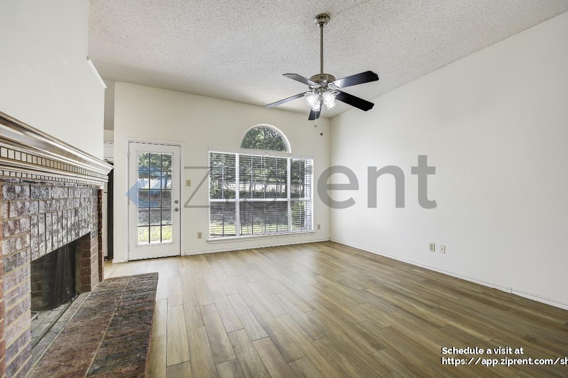 1206 Hyde Park Drive - Photo 6 of 21