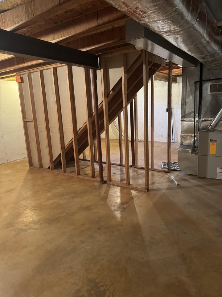 8 Continental Ct - Photo 2 of 27