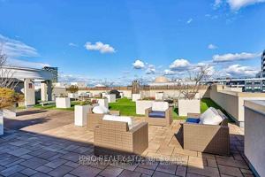 featured image of 216 Oak Park Blvd