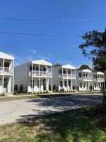 featured image of 1065 S Hollywood Ave