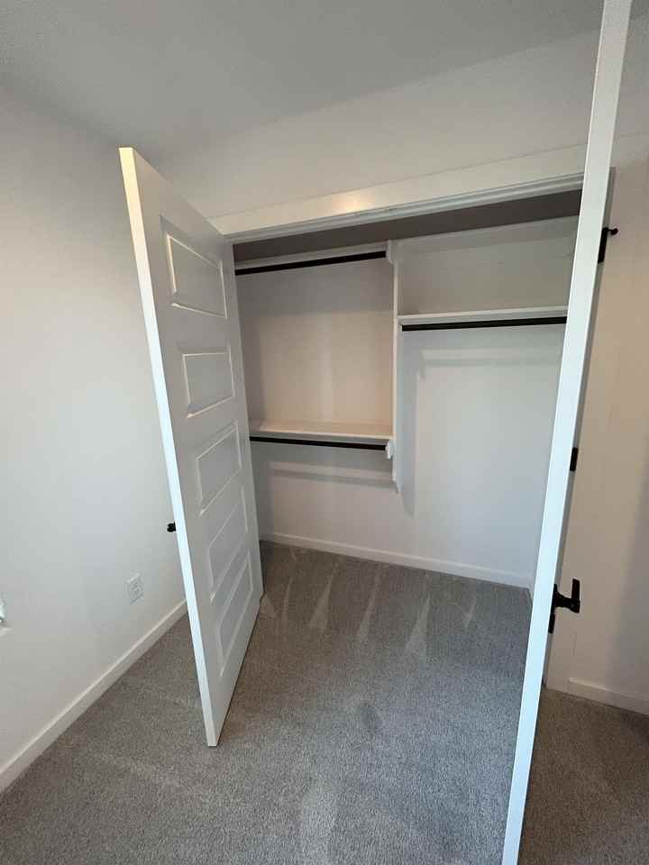 1420 E Huntsville Rd #2 - Photo 5 of 10