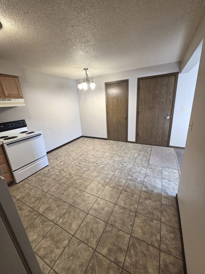 Country Acres - Photo 5 of 20