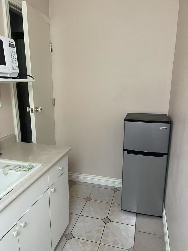 8100 Lucerne Place - Photo 3 of 13