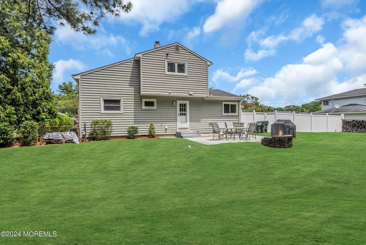 36 Vivian Ct #NA - Photo 2 of 4