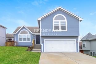 1147 Blue Bird Ln - Photo 1 of 1