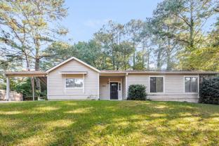 3835 Scarsborough Dr - Photo 1 of 1