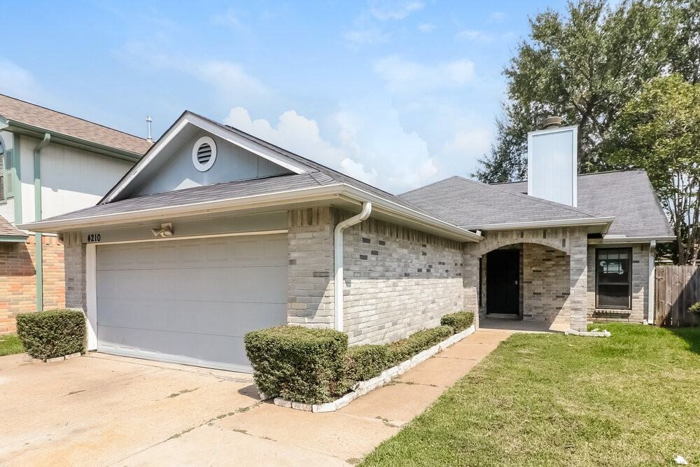 4210 Hawk Meadow Dr - Photo 2 of 16