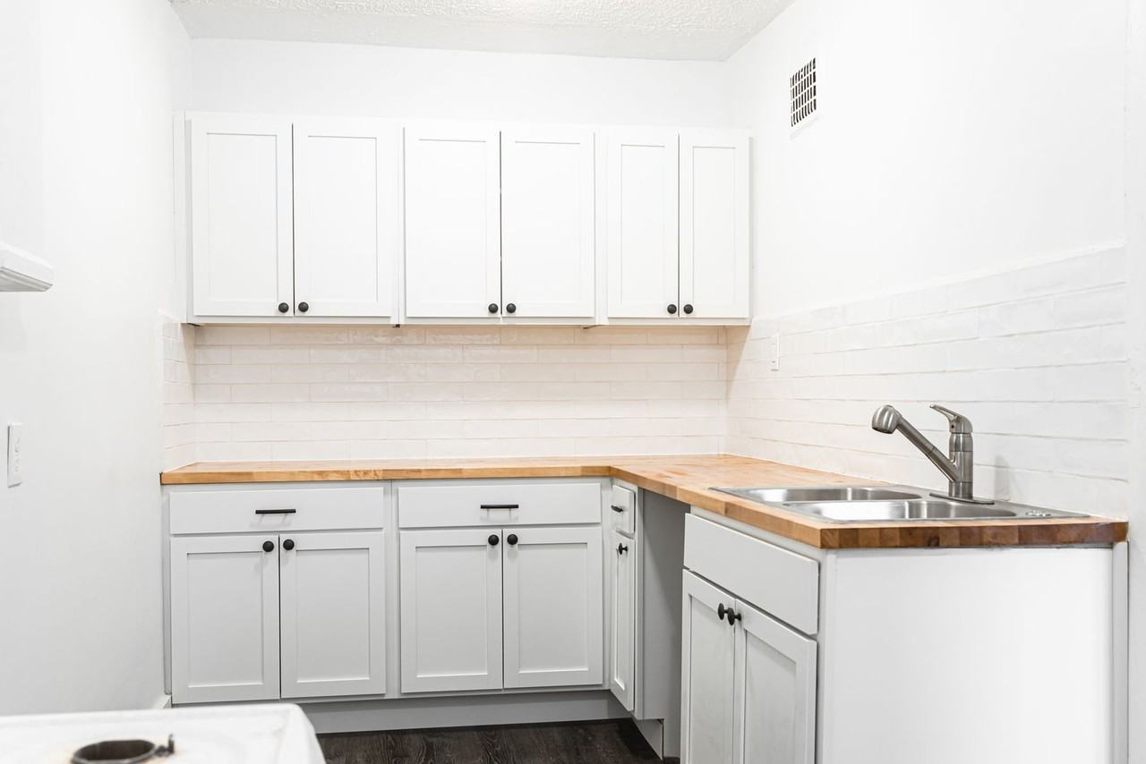 80 Seward Ave - FDR Seward Glynn - Photo 7 of 13