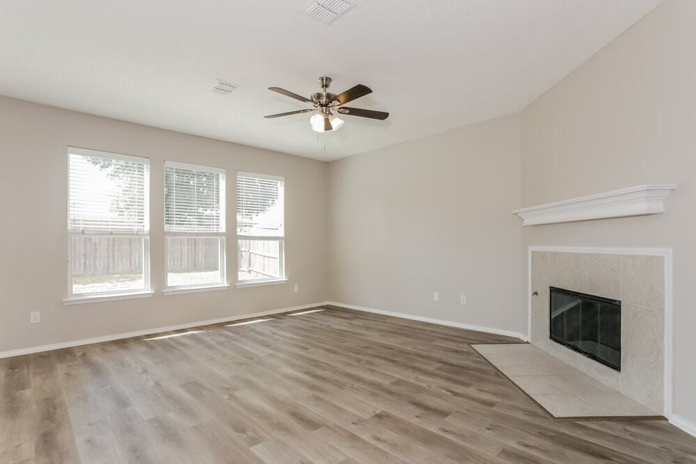 7334 Tree Ridge Ct - Photo 4 of 14