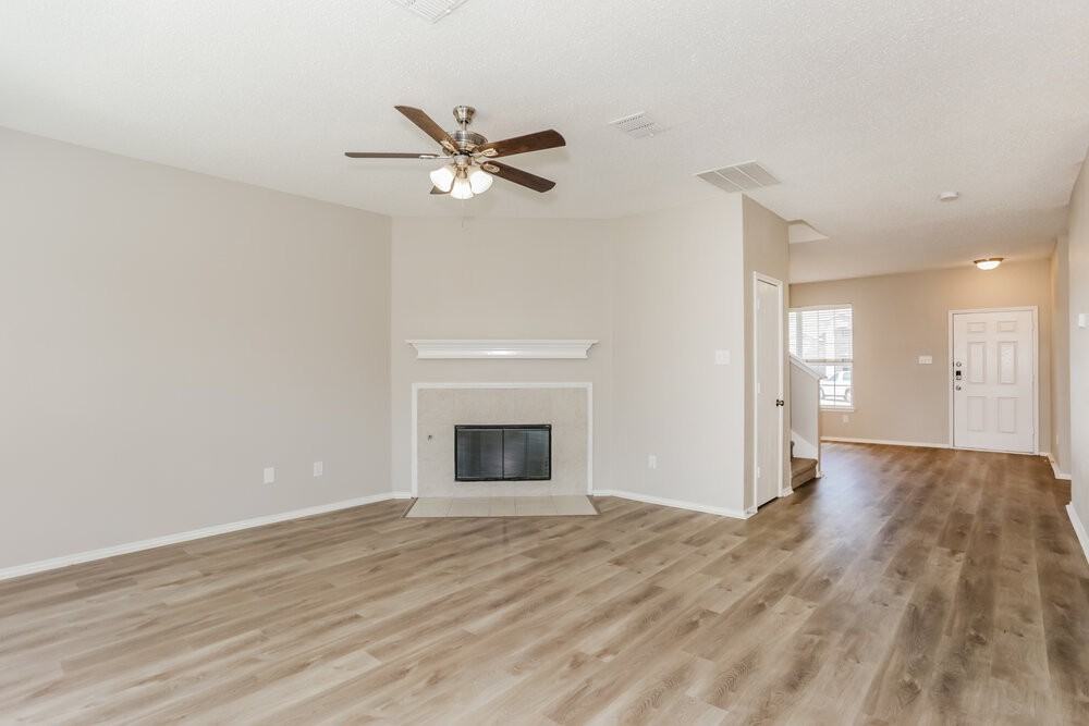 7334 Tree Ridge Ct - Photo 5 of 14