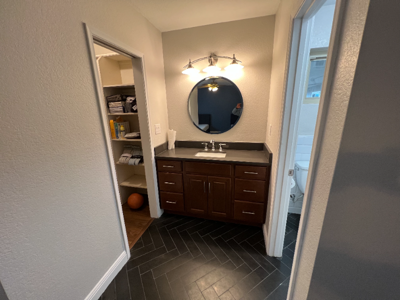 1324 West 13th Street - Photo 7 of 17