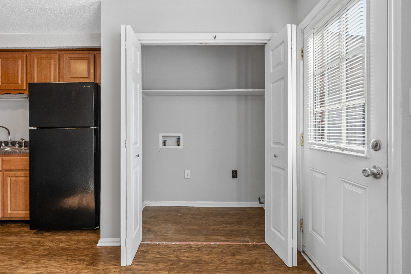 813 Golfview Pl #B - Photo 6 of 11