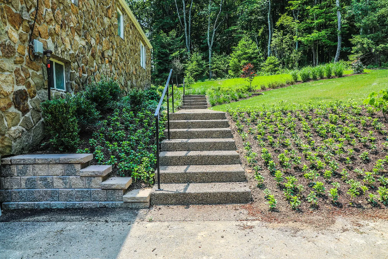 3981 Willow Creek Dr - Photo 6 of 20