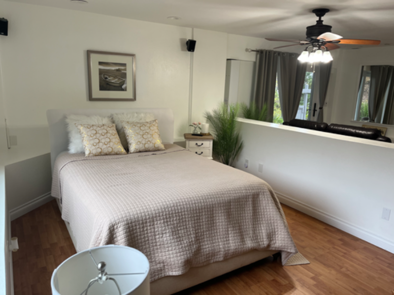 31832 Florence Ave #B - Photo 3 of 9