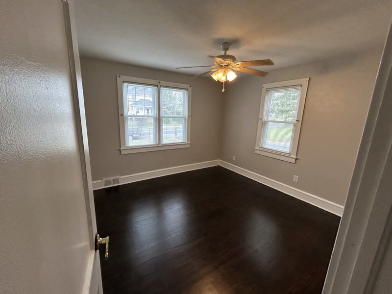 741 S East Ave - Photo 2 of 16