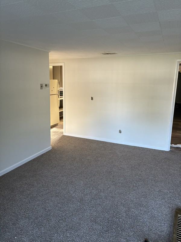 904 Stanton Ave - Photo 2 of 14