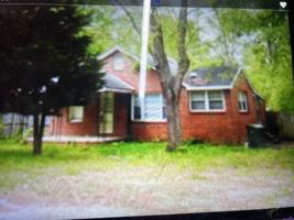 featured image of 1313 Winona Ave