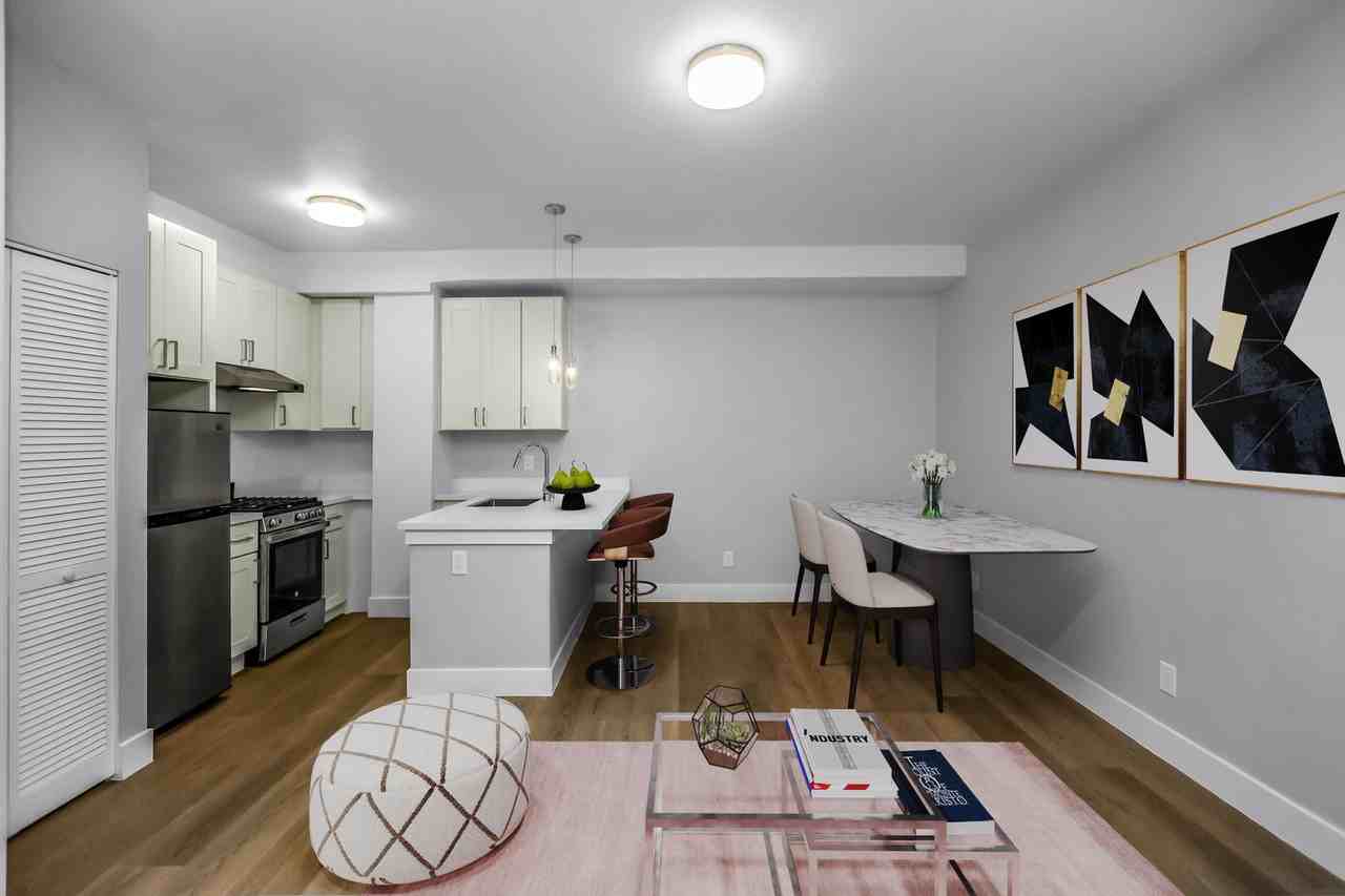 1835 Vallejo - Photo 2 of 50