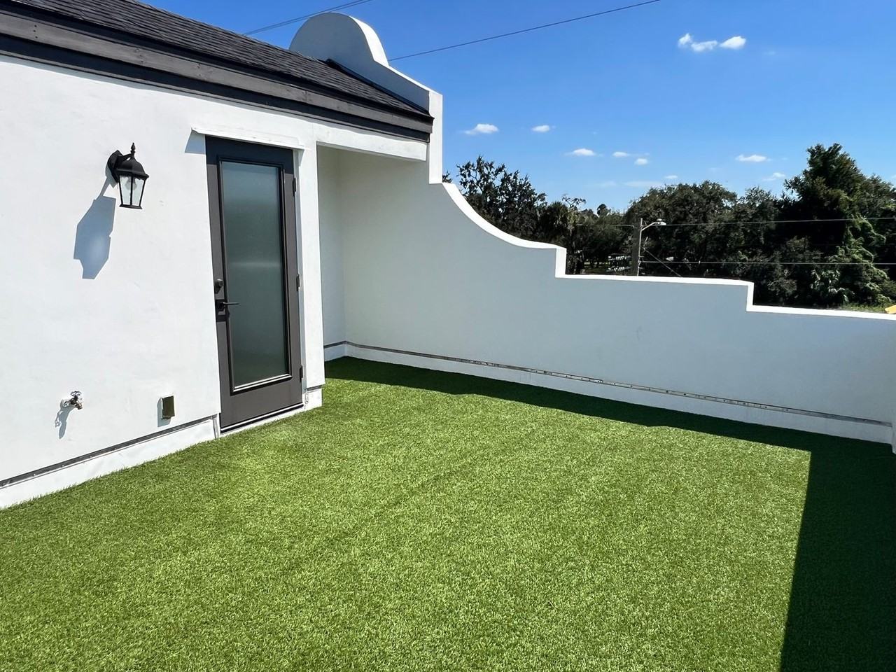 2610 E Clark St #1 - Photo 3 of 36