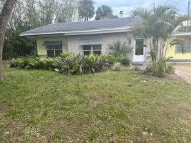 257 Se Four Winds Dr #NA - Photo 1 of 1