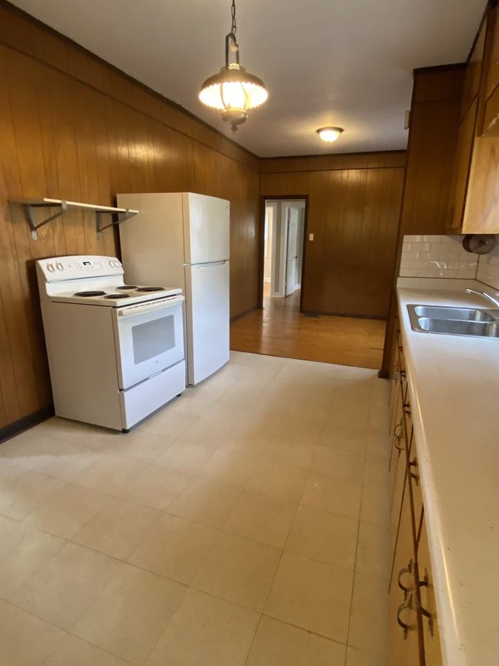1502 Debow St #NA - Photo 3 of 10