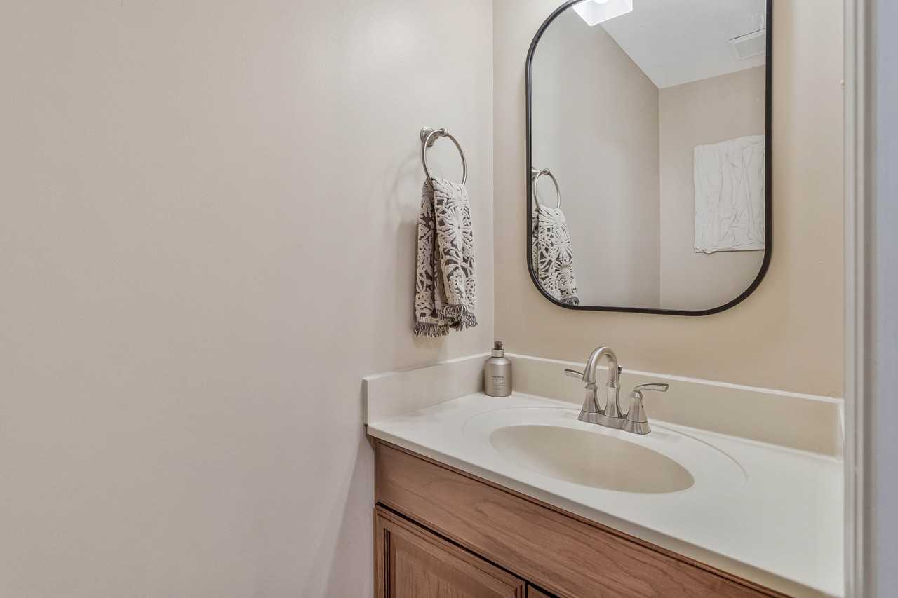 1226 Quaker Ridge Dr - Photo 5 of 18