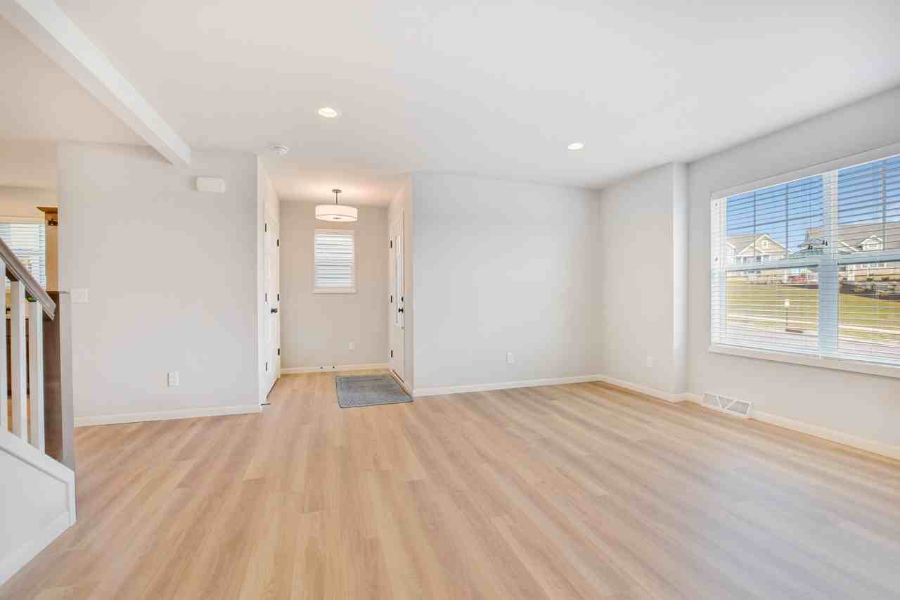 671 Hillcrest Dr #NA - Photo 6 of 19