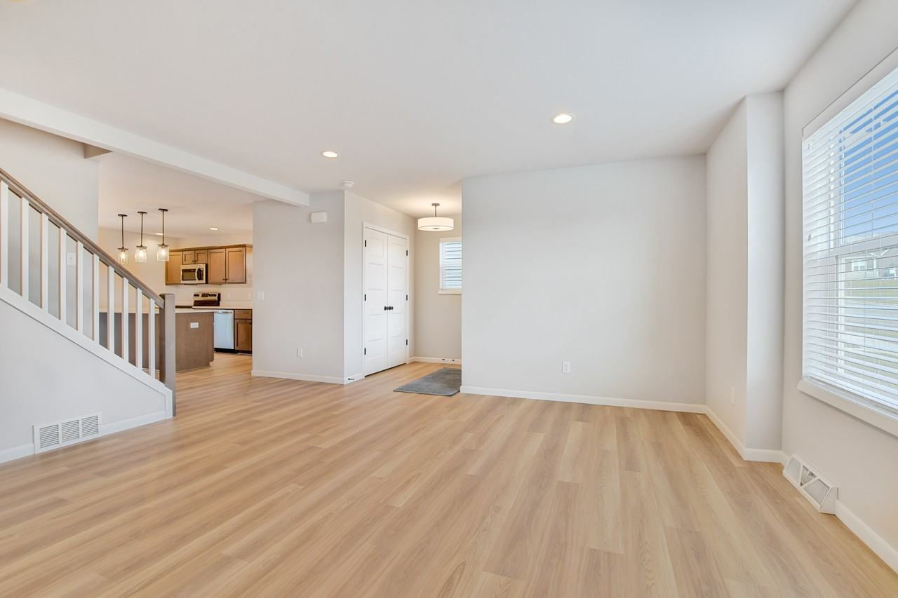 671 Hillcrest Dr #NA - Photo 7 of 19