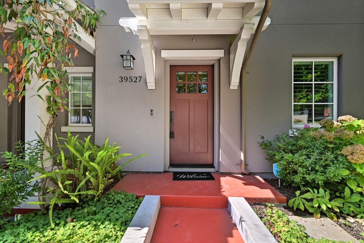 39527 Stevenson Pl #NA - Photo 3 of 42