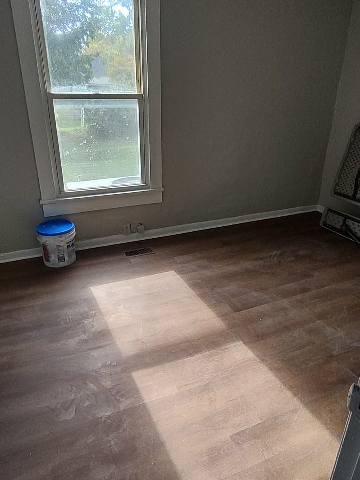 2021 Lawson Ave #NA - Photo 7 of 18