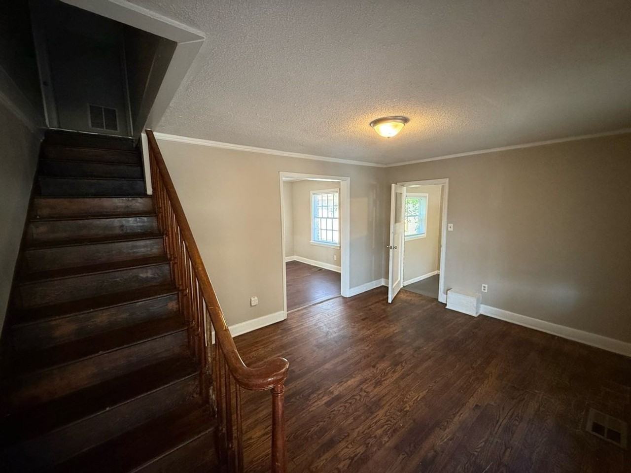 591 Lundee Pl - Photo 3 of 23