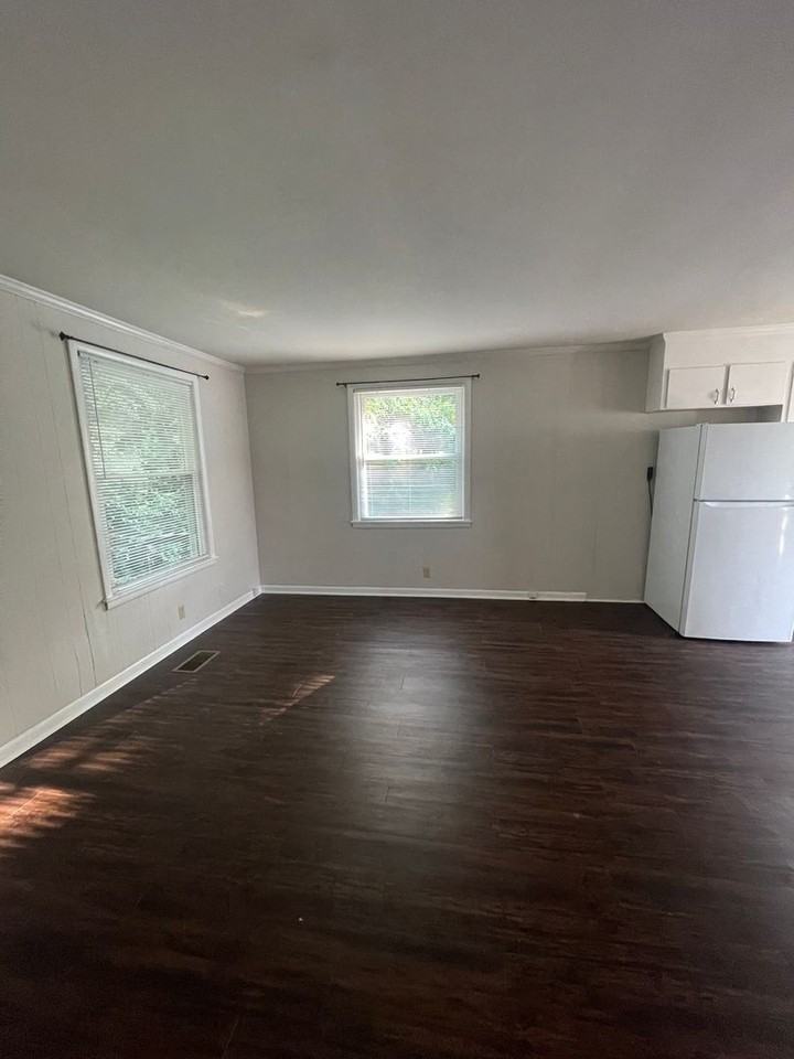 144B 37th Ave N - Photo 6 of 11