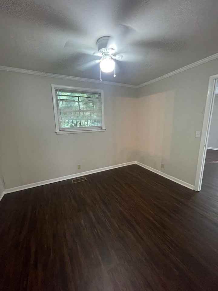 144B 37th Ave N - Photo 7 of 11