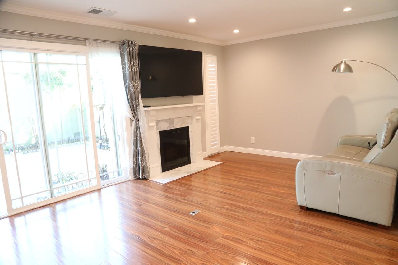 1117 Bismarck Lane - Photo 2 of 6