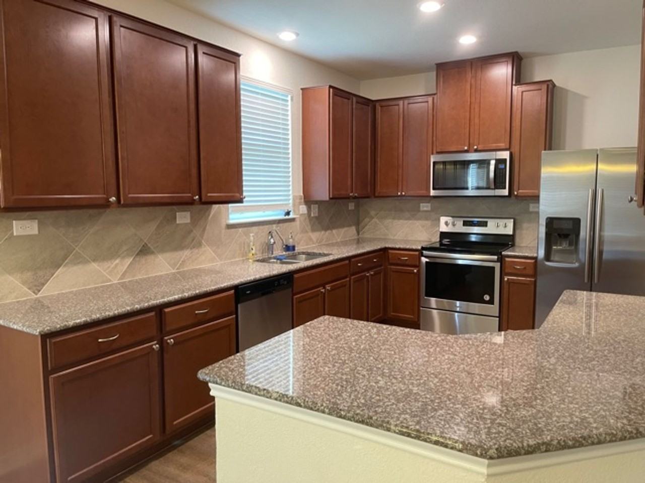 8418 Fortuna Vly - Photo 3 of 7