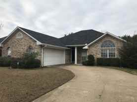 2103 Starling Dr - Photo 1 of 1