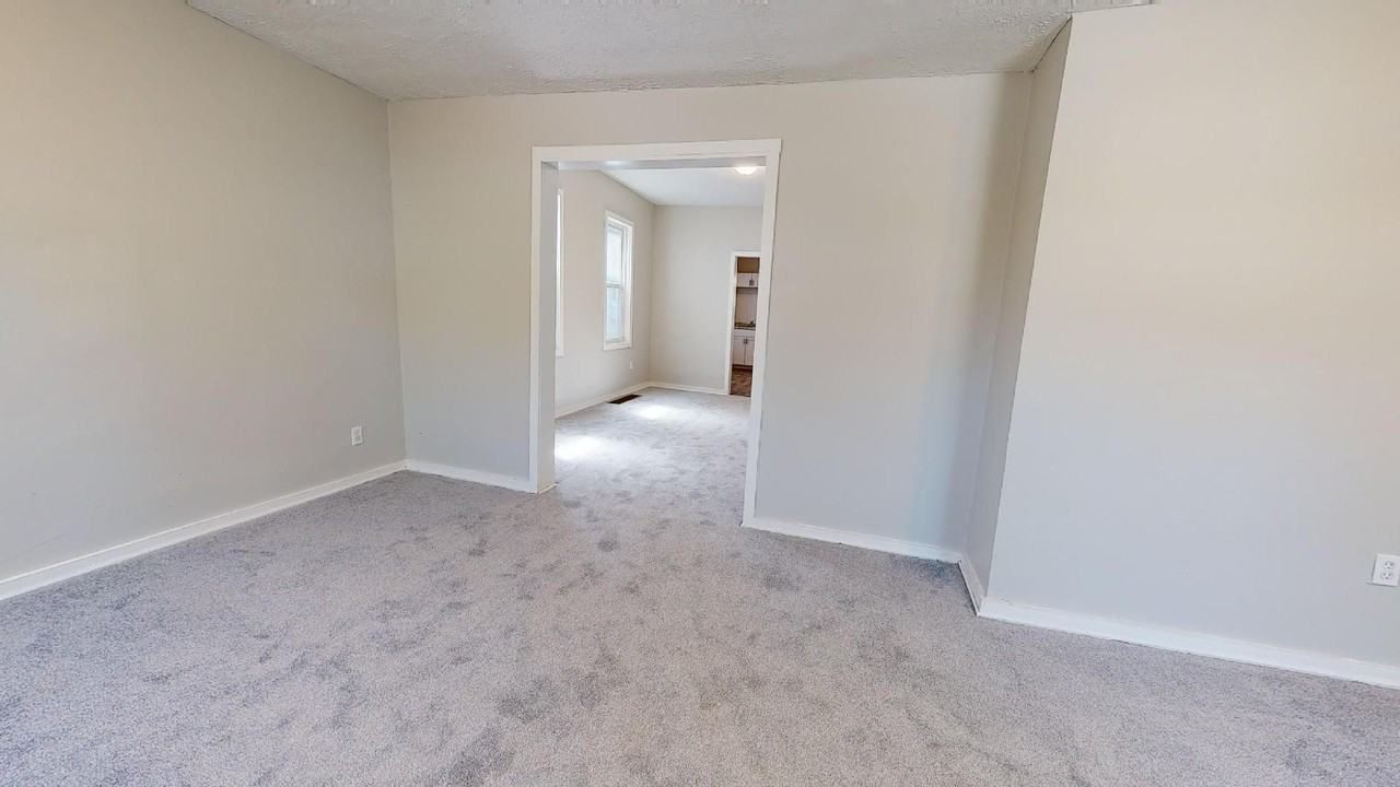 4203 Howlett Ave - Photo 4 of 50