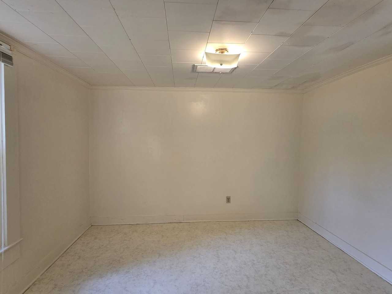 1014 South St - Photo 7 of 9