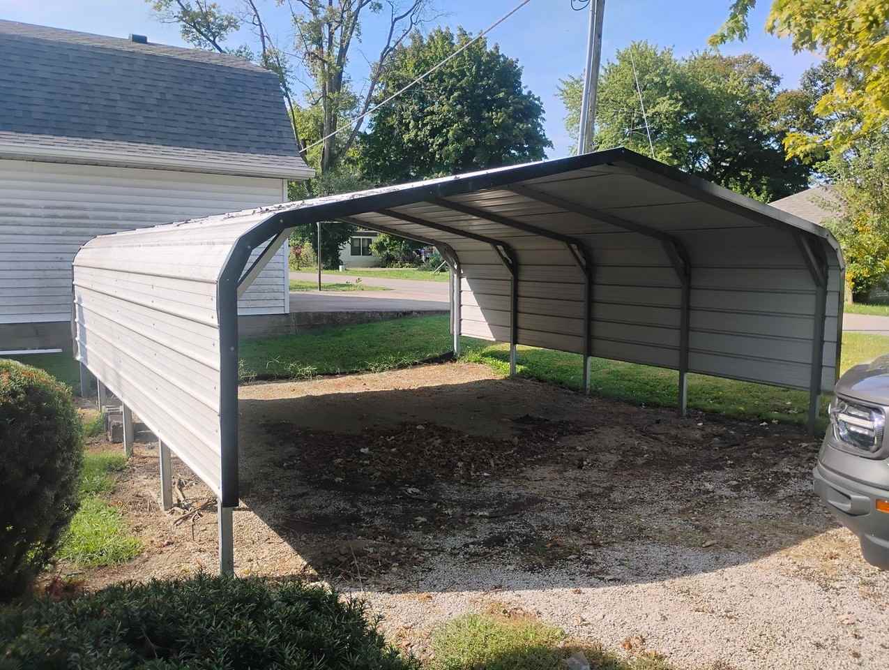 306 N Pierce St - Photo 2 of 16