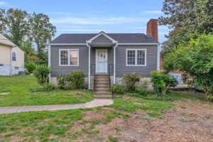 featured image of 133 Kingwood Dr