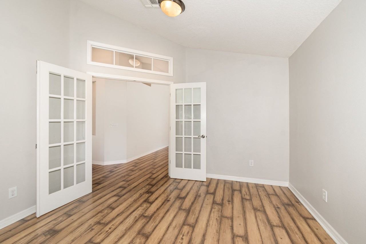 1610 Song Sparrow Court - Photo 2 of 23
